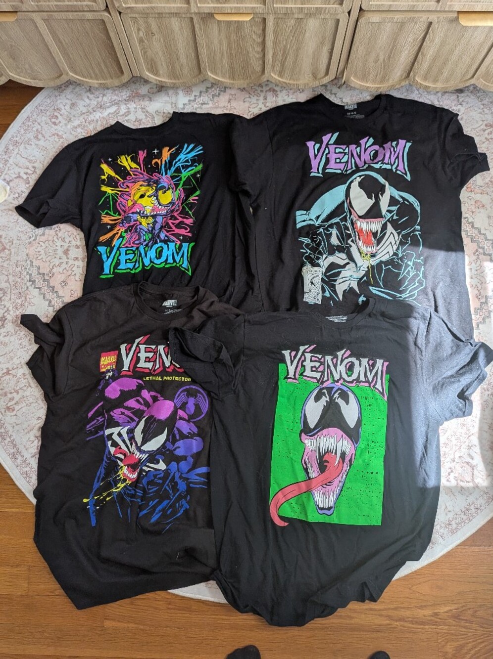 Marvel Venom Graphic Tee - Black